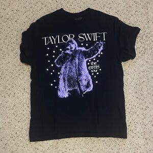 Taylor swift was tour shirt